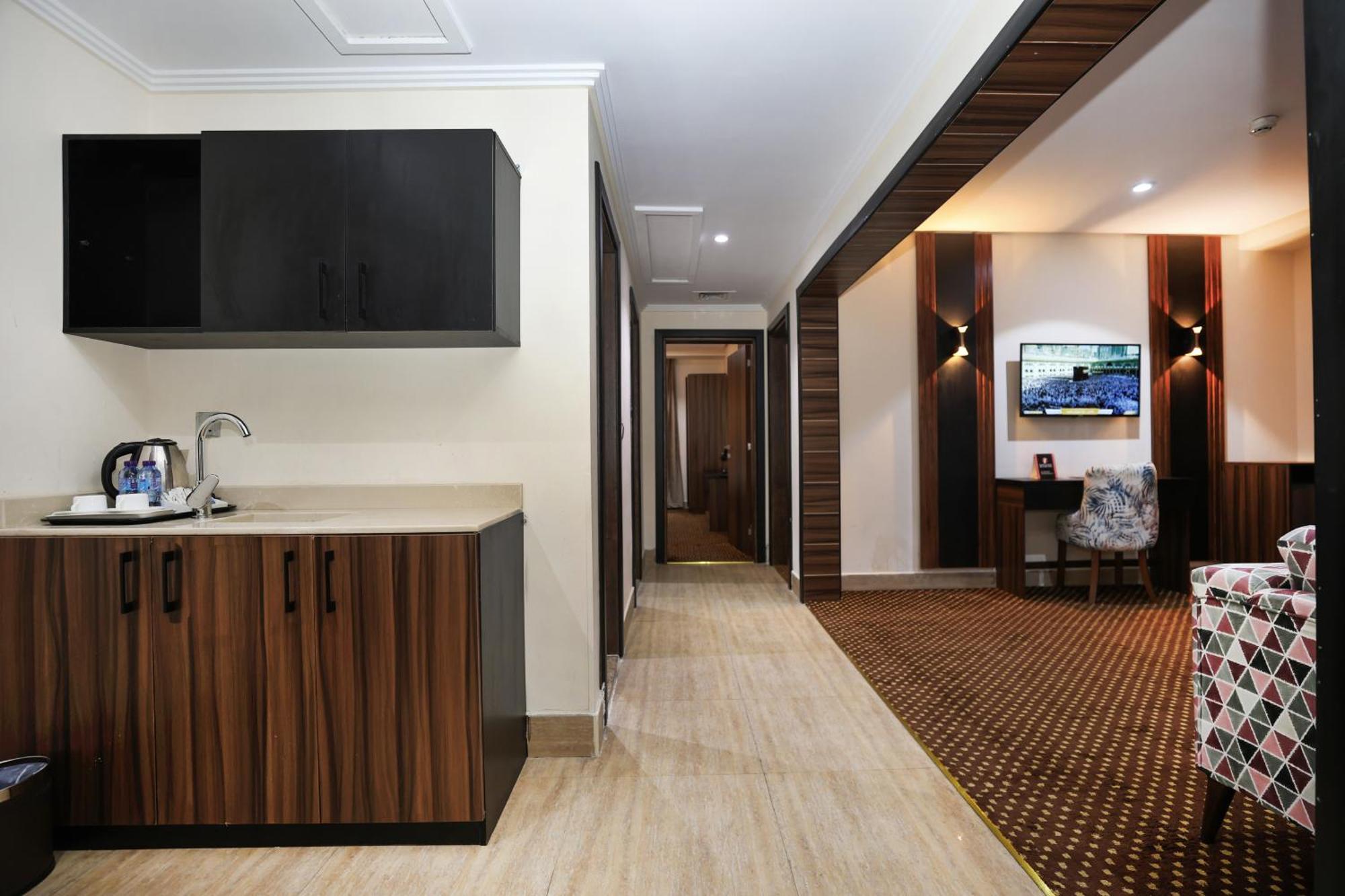 Hotel Reef Global 4*